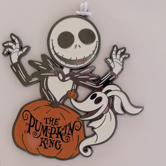 ☀️Hallmark Jack Skellington & Zero Pumpkin Ornament - Picture 2 of 3